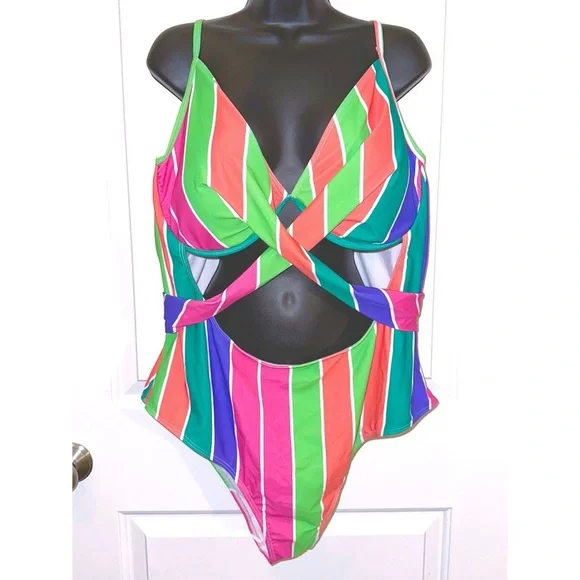 One piece colorful striped bathing suit - Picture 3 of 4